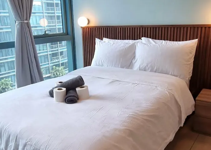 Fresh And Trendy 1br With Fast Wifi In Uptown Bgc Apartamento Manila